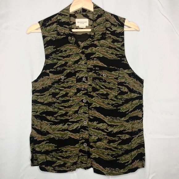 OBEY PROPAGANDA Sleeveless Button down Top, Sz S - Picture 1 of 5